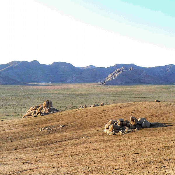 Il paesaggio è stupendo: la mongolia è il paese al mondo con la più bassa densità di popolazione per km quadrato